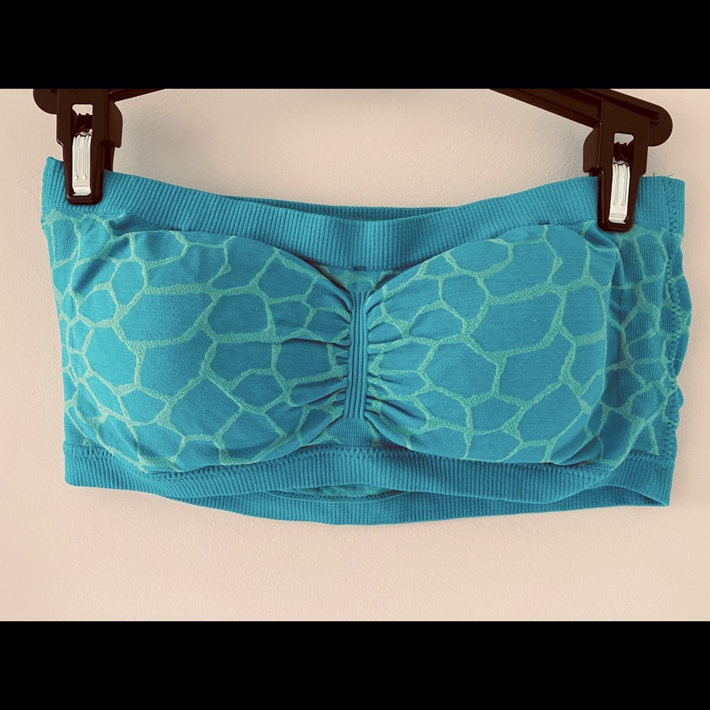 Cyan Strapless Sports Bra